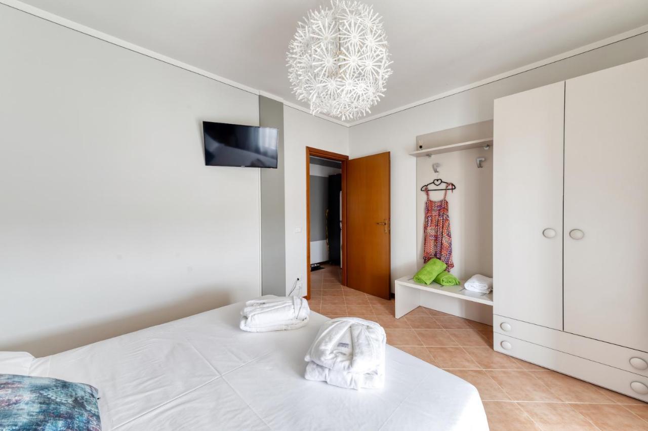Wolf House - Sirmione Holiday Dış mekan fotoğraf
